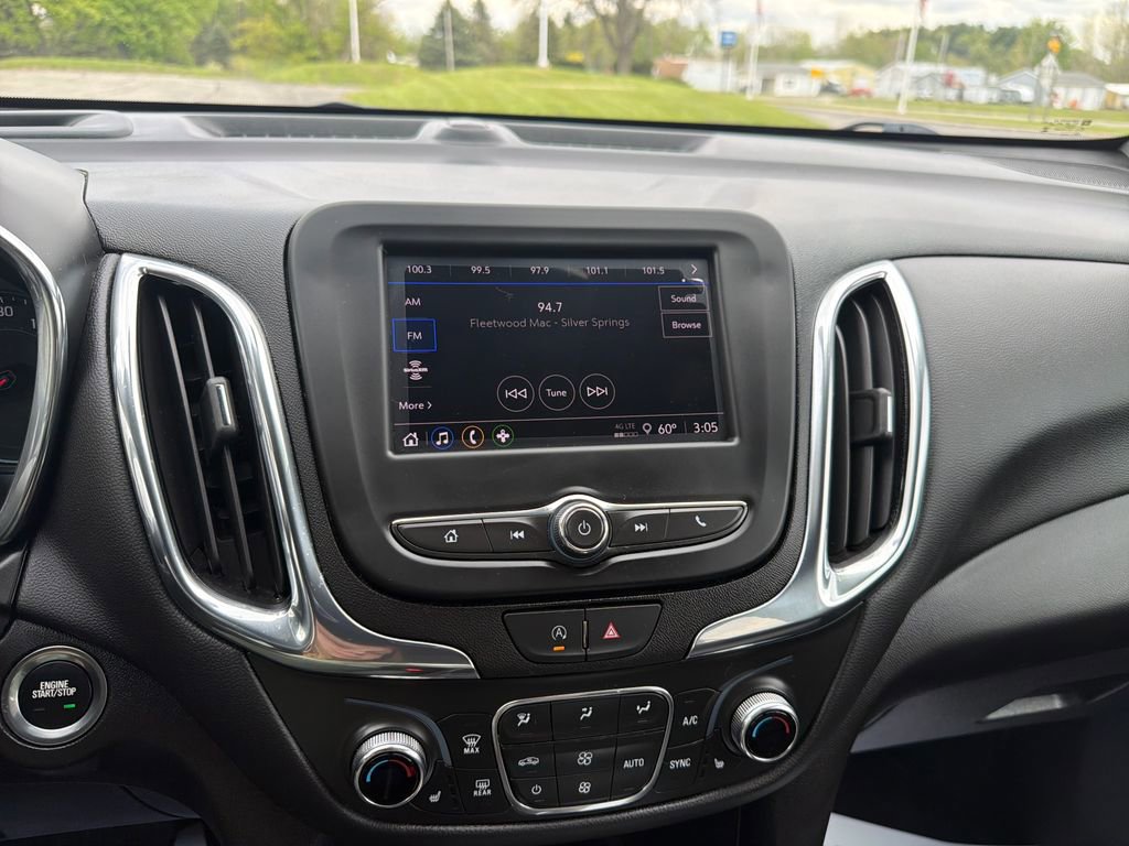 Used 2023 Chevrolet Equinox LT AWD/4WD image 16