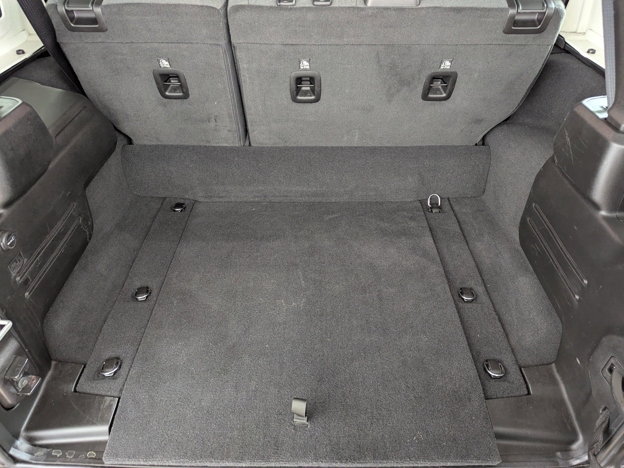 Used 2025 Jeep Wrangler Unlimited Sahara AWD/4WD image 20