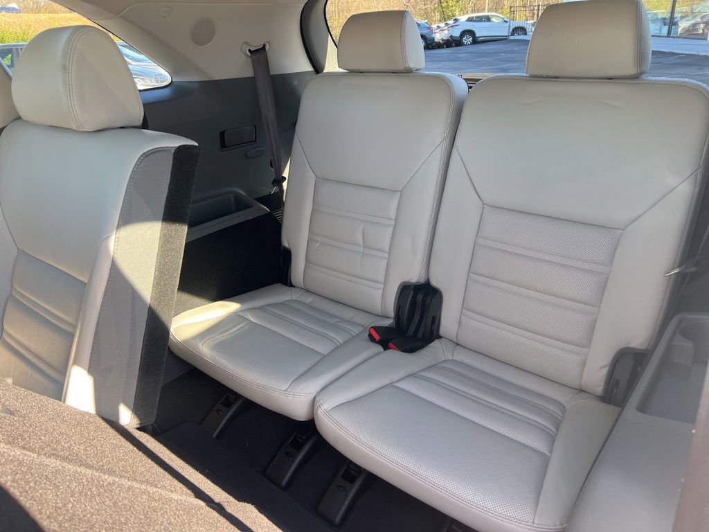 Used 2016 Kia Sorento SX image 27