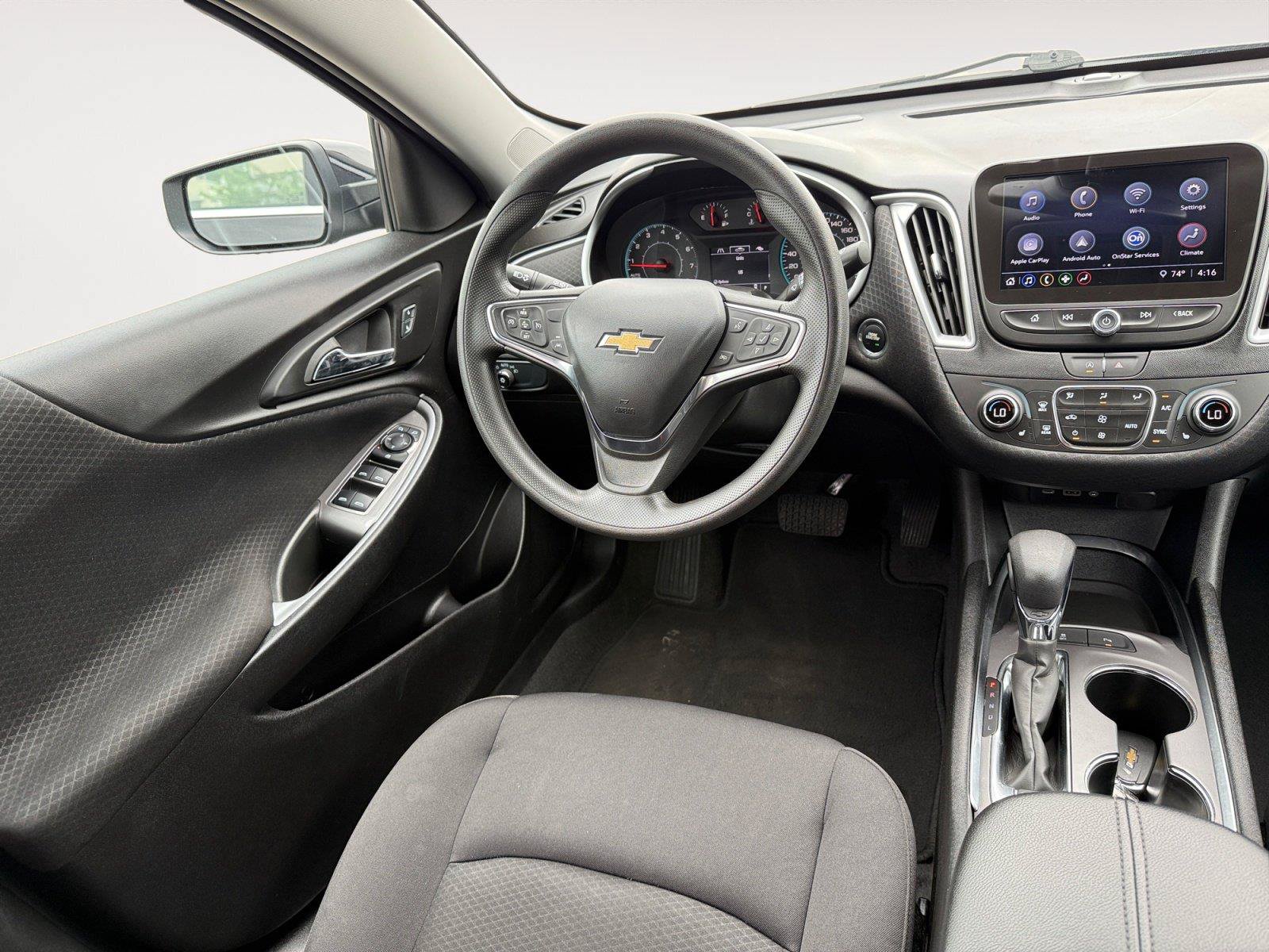 Used 2024 Chevrolet Malibu LT FWD image 11