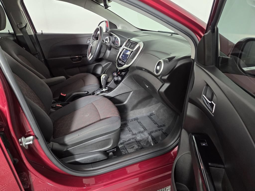 Used 2018 Chevrolet Sonic LT w/ Convenience Package FWD image 37