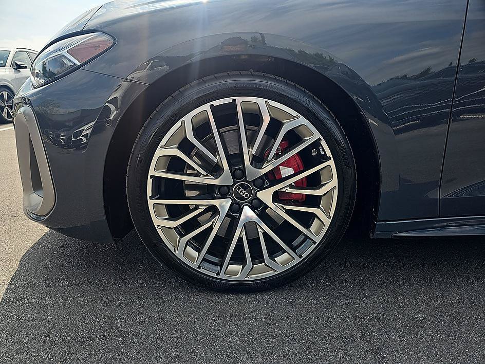 Used 2025 Audi S5 Prestige AWD/4WD image 9