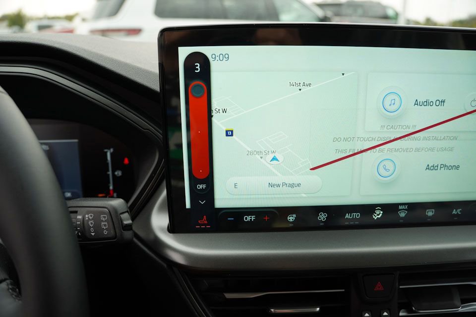 New 2026 Ford Escape SE w/ Class II Trailer Tow Package image 14