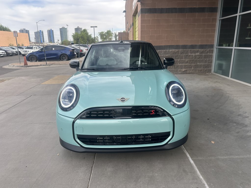 Used 2025 MINI Cooper S FWD image 9