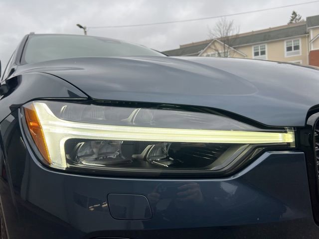 Certified 2023 Volvo XC60 B5 Plus w/ Climate Package image 13