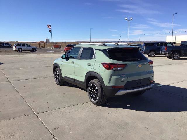 New 2026 Chevrolet TrailBlazer LT w/ Convenience Package AWD/4WD image 3