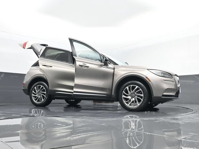 Used 2021 Lincoln Corsair AWD w/ Equipment Group 101A image 37