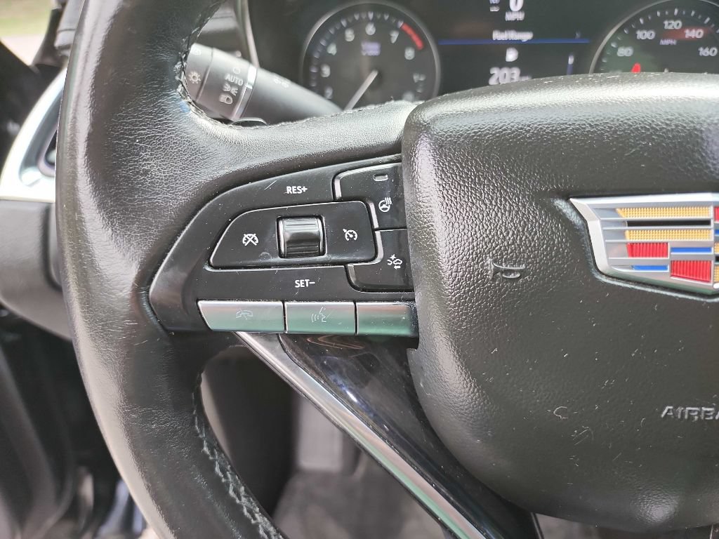 Used 2020 Cadillac XT6 Premium Luxury FWD image 18