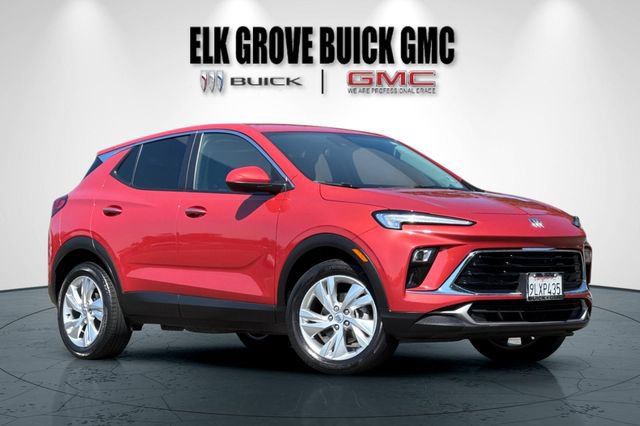 Used 2024 Buick Encore GX Preferred FWD image 2
