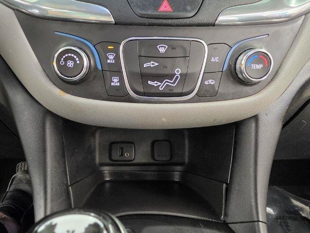 Used 2018 Chevrolet Equinox LS FWD image 26