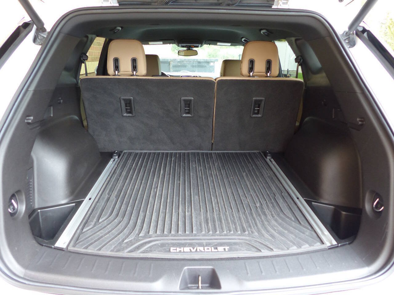 Used 2020 Chevrolet Blazer Premier w/ LPO, Floor Liner Package AWD/4WD image 32