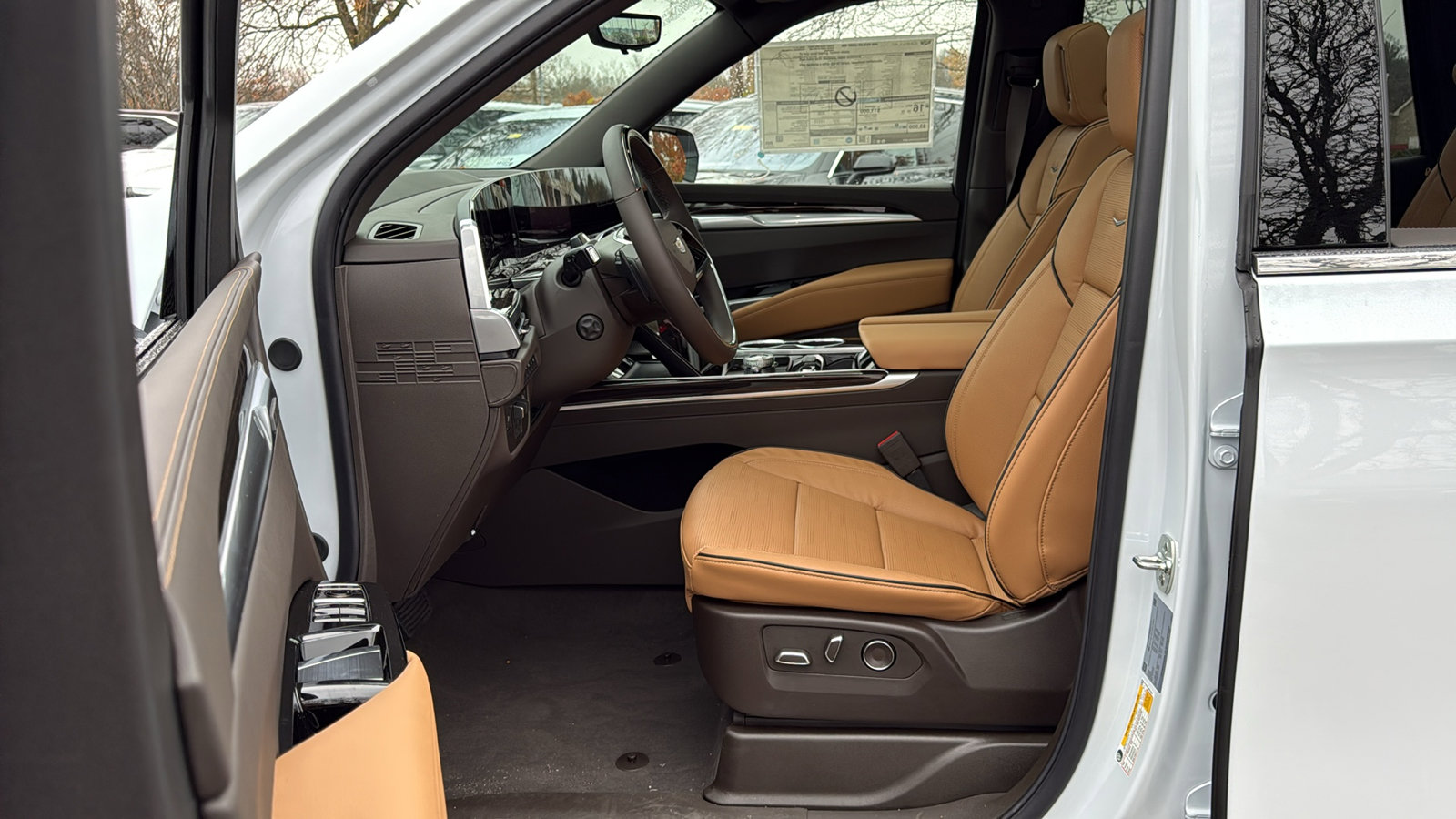 New 2026 Cadillac Escalade Luxury image 8