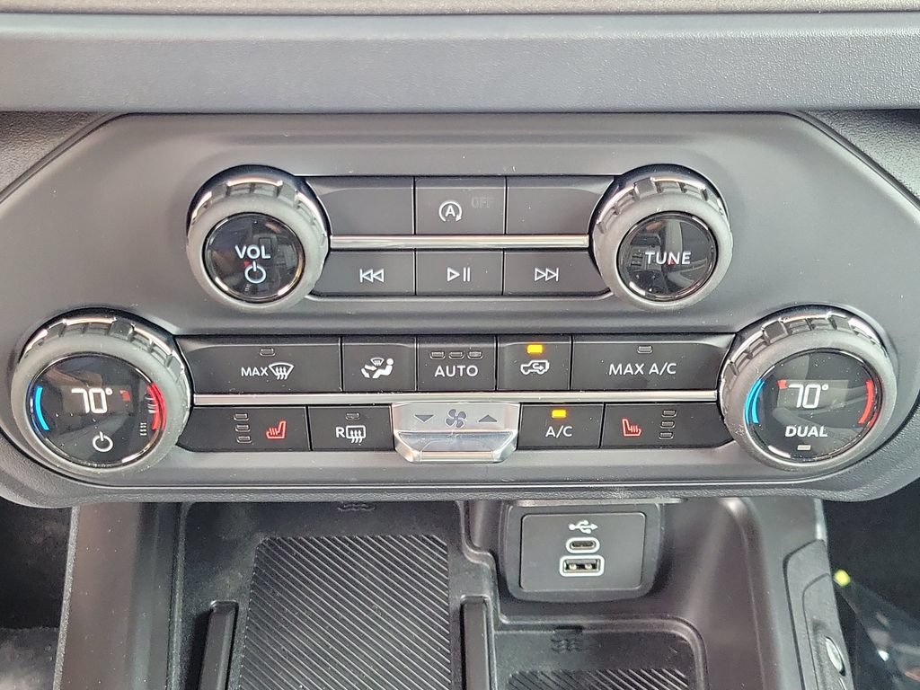 New 2026 Ford Bronco Big Bend AWD/4WD image 28