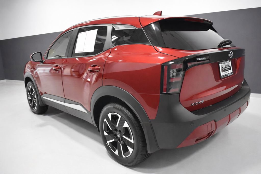 Certified 2025 Nissan Kicks SV w/ SV Premium Package image 5