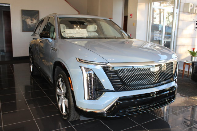 New 2027 Cadillac Vistiq Premium Luxury w/ LPO, Floor Liner Package AWD/4WD image 1