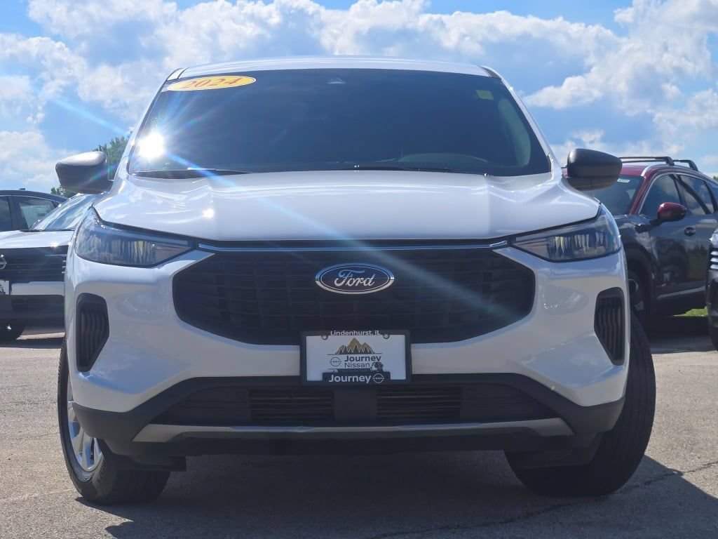 Used 2024 Ford Escape Active w/ Tech Pack #1 AWD/4WD image 3
