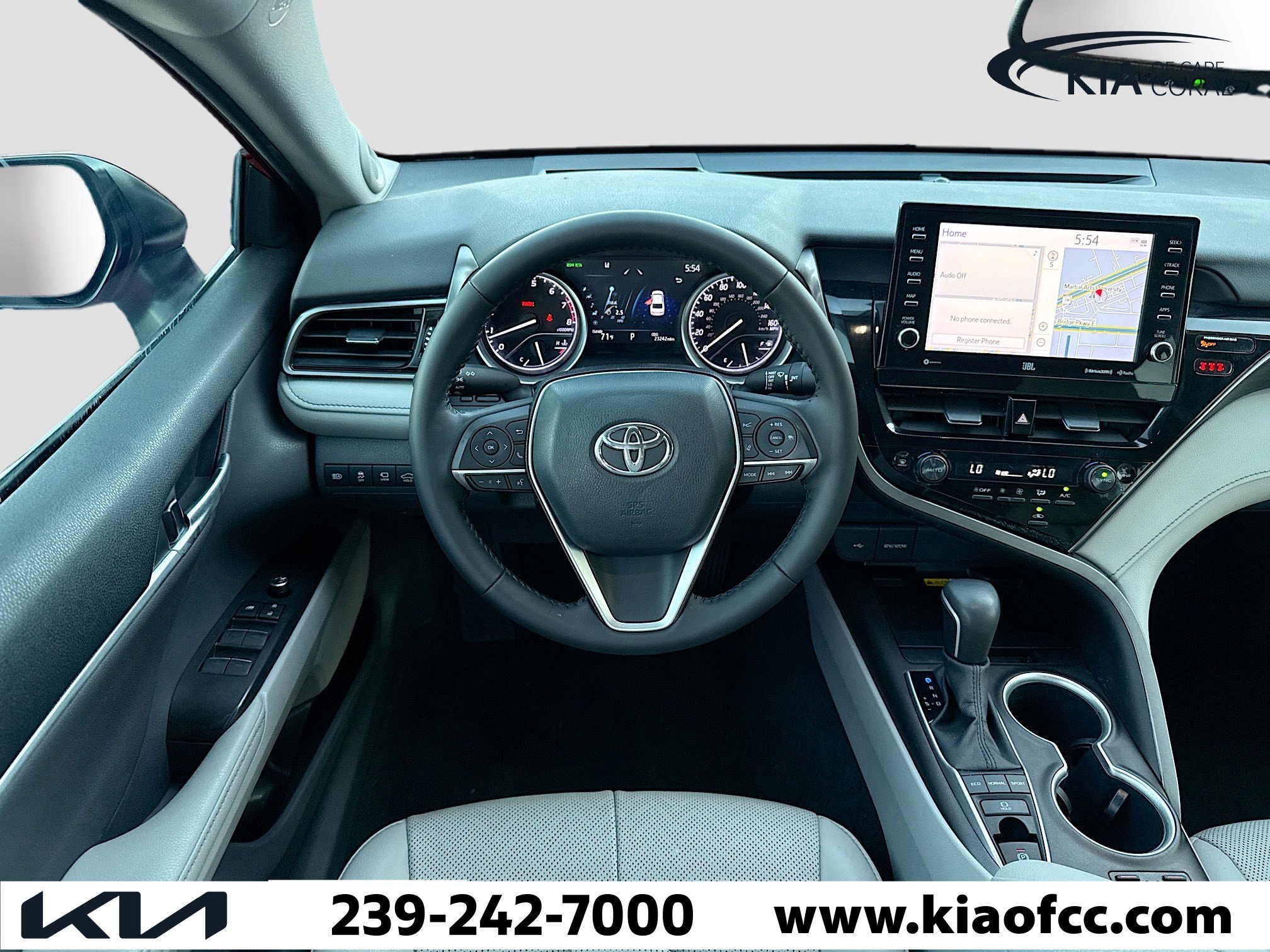 Used 2023 Toyota Camry XLE w/ Navigation Package image 16