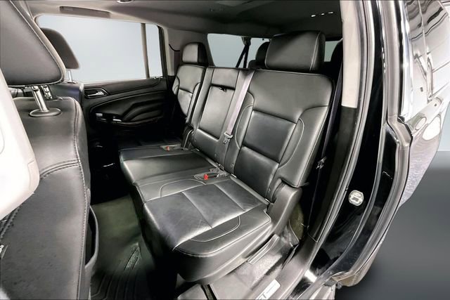 Used 2017 Chevrolet Suburban LT image 23