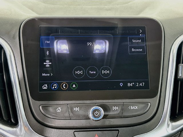 Used 2020 Chevrolet Equinox LT w/ Sport Edition FWD image 15