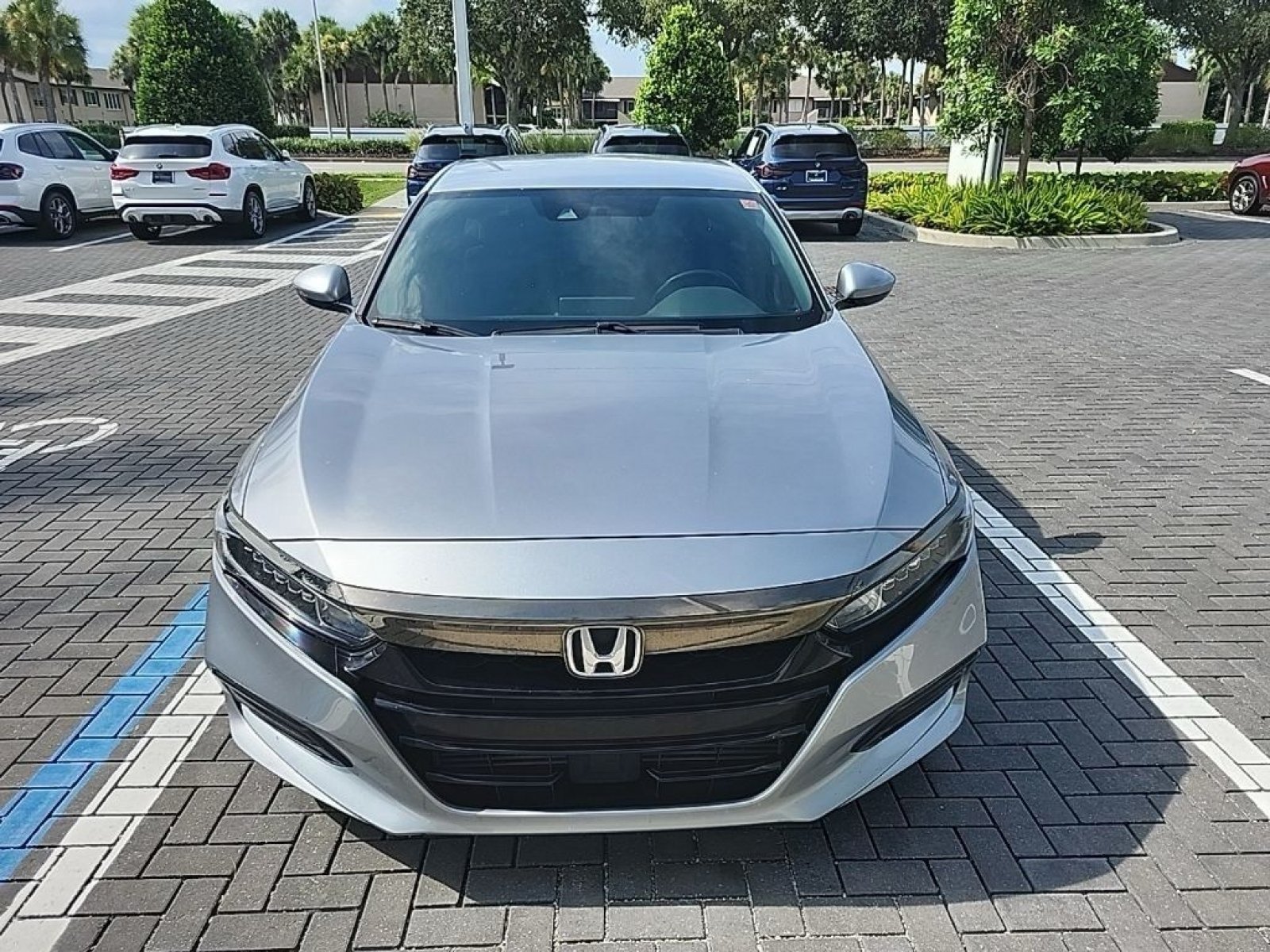 Used 2020 Honda Accord Sport image 2