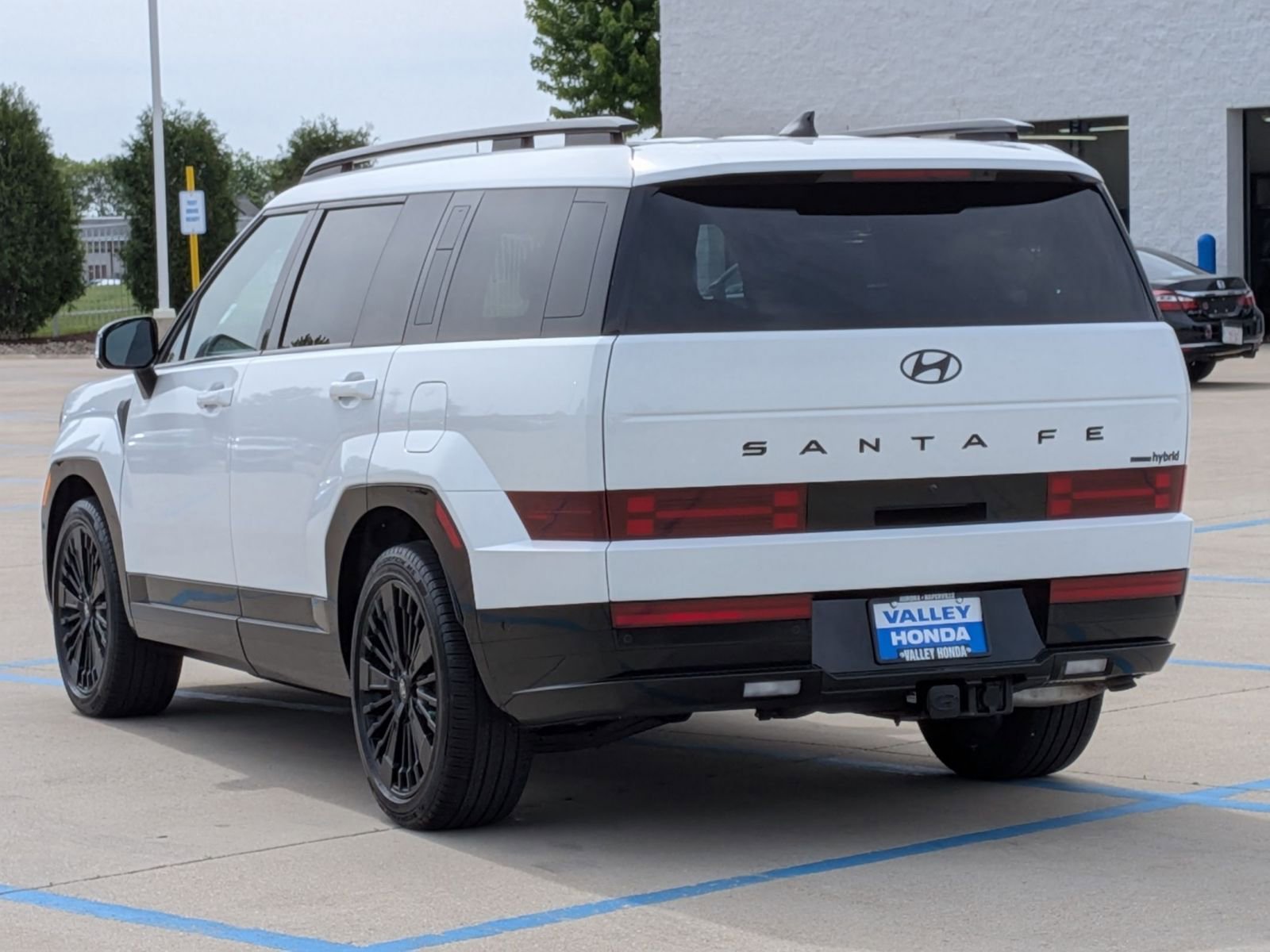 Used 2025 Hyundai Santa Fe Calligraphy AWD/4WD image 8