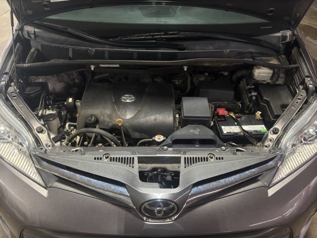 Used 2019 Toyota Sienna XLE Premium w/ Protection Package AWD/4WD image 31