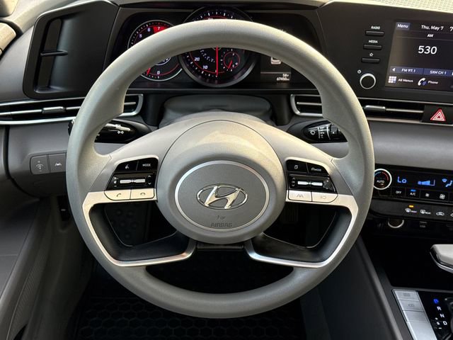 Used 2021 Hyundai Elantra SEL FWD image 12
