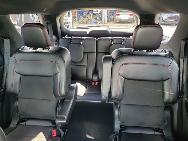 Used 2022 Ford Explorer ST-Line w/ Class IV Trailer Tow Package image 9