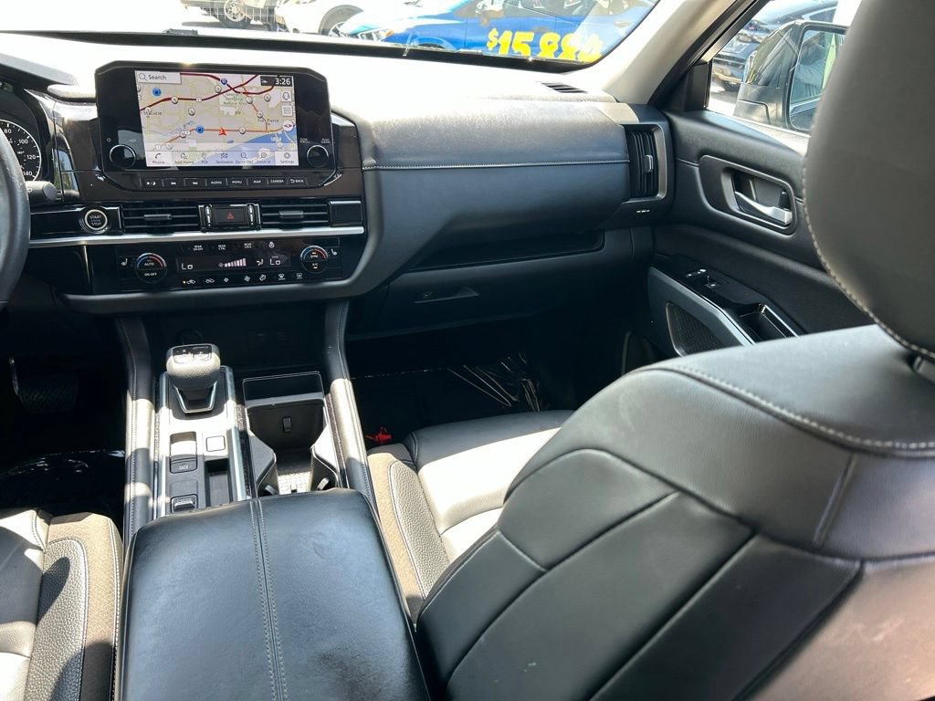 Certified 2022 Nissan Pathfinder SL w/ SL Black Package FWD image 13