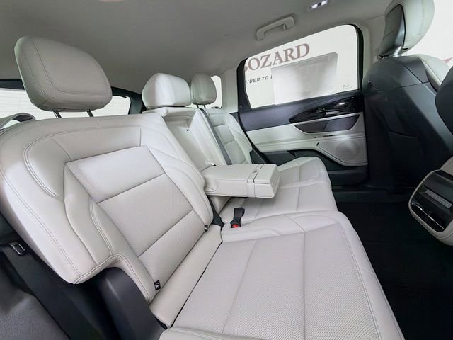 New 2026 Lincoln Nautilus Premier AWD/4WD image 30