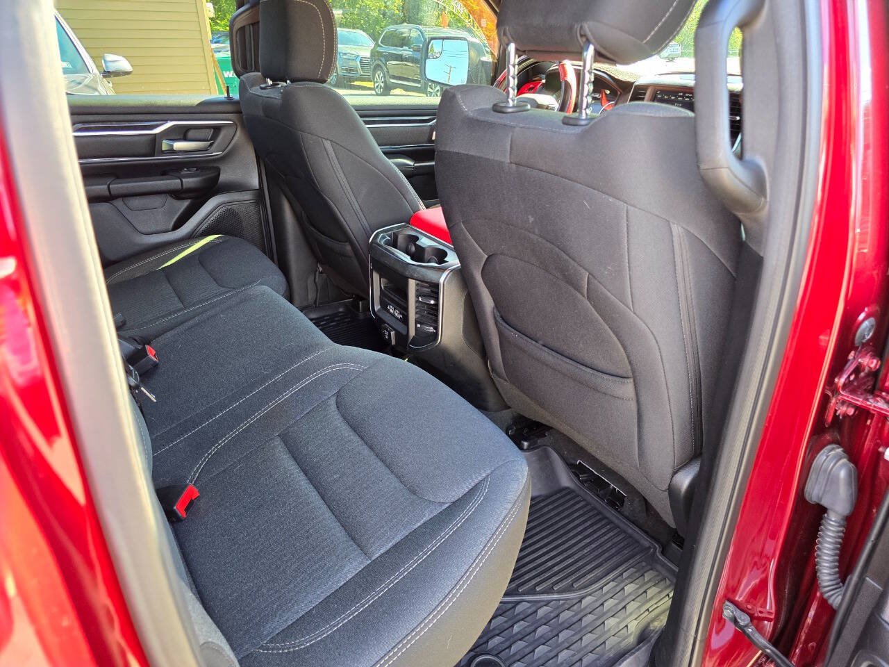 Used 2019 RAM 1500 Big Horn AWD/4WD image 35