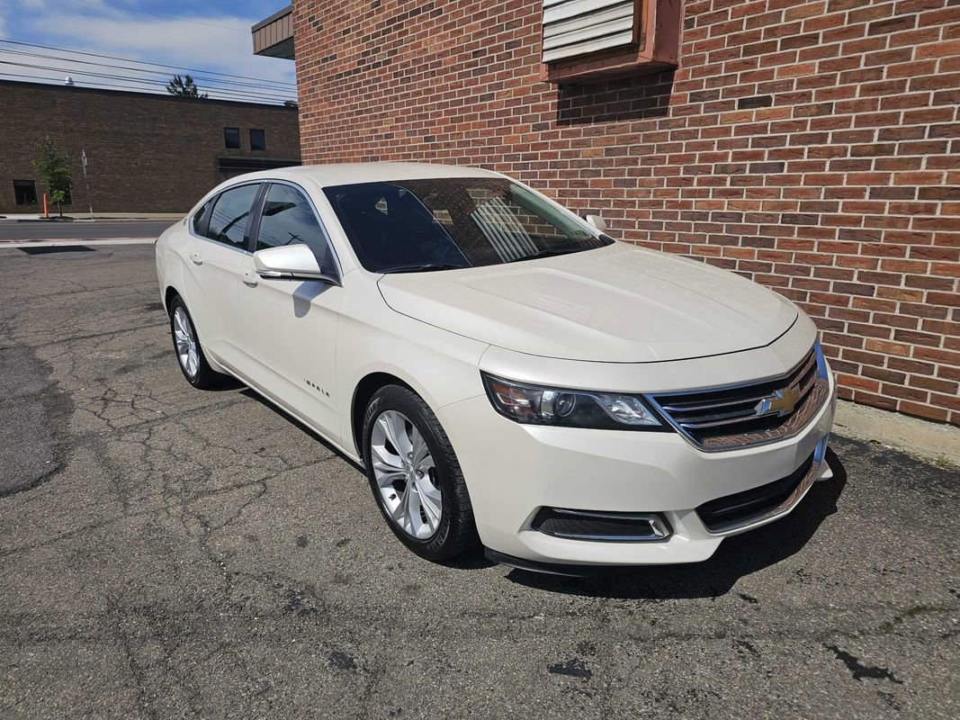 Used 2014 Chevrolet Impala LT w/ Convenience Package FWD image 8