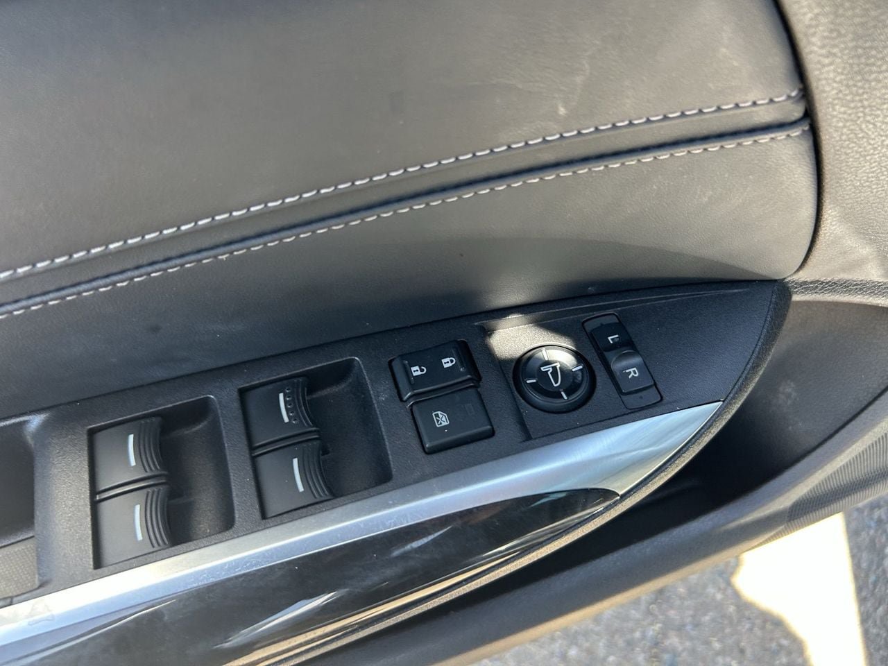 Used 2019 Acura TLX V6 w/ Technology Package FWD image 30