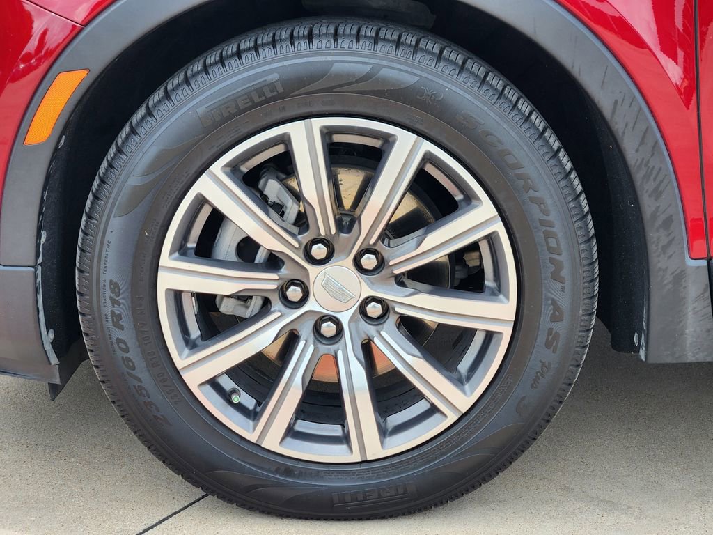 Used 2020 Cadillac XT4 Sport w/ Cold Weather Package FWD image 17