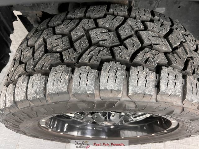 Used 2017 Toyota Tundra Platinum AWD/4WD image 18