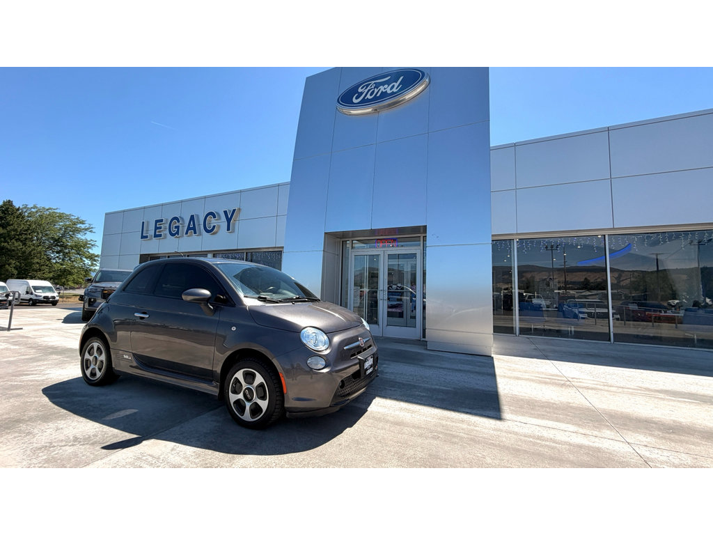Used 2017 FIAT 500 e FWD image 1