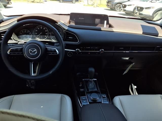New 2025 MAZDA CX-30 2.5 Turbo w/ Premium Plus Pkg image 20