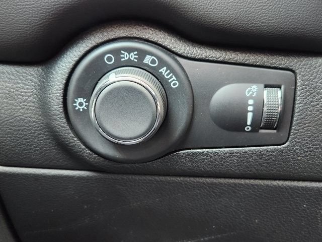 Used 2025 Dodge Durango GT AWD/4WD image 20