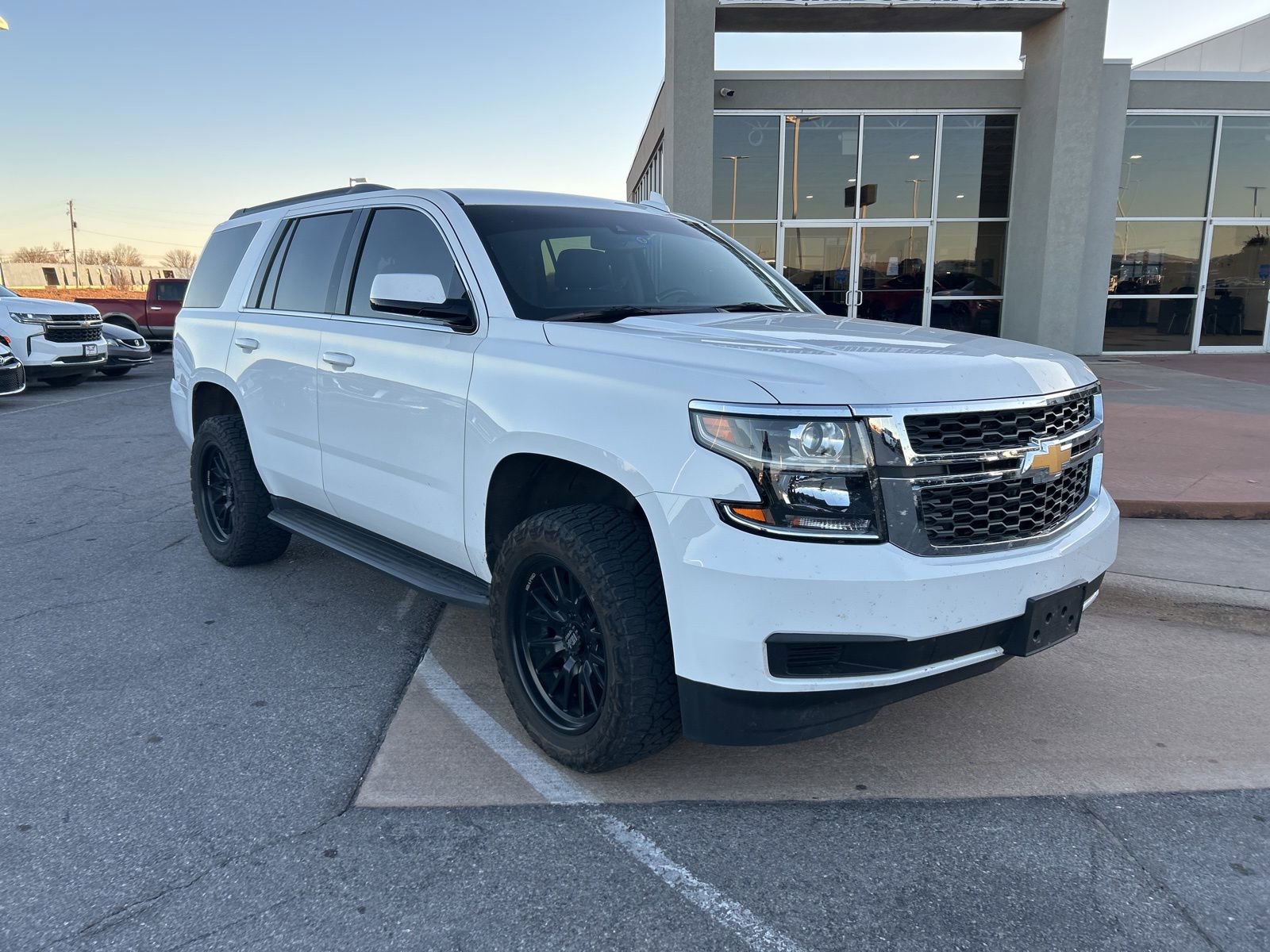 Used 2018 Chevrolet Tahoe LT image 3