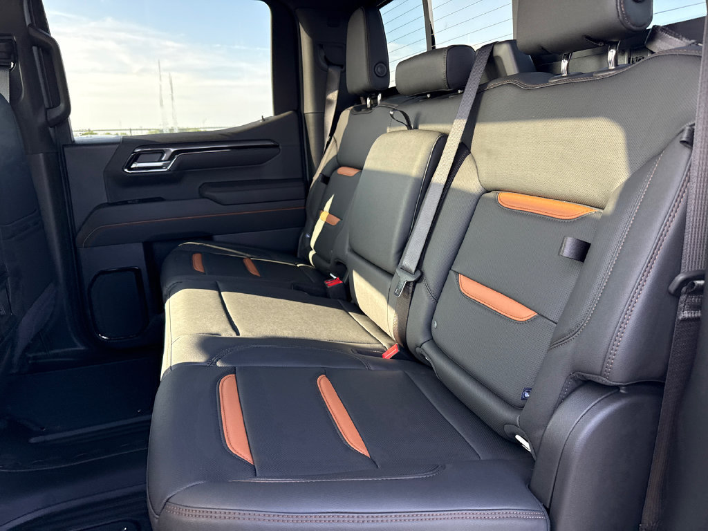 New 2026 GMC Sierra 1500 AT4 w/ AT4 Premium Package AWD/4WD image 31