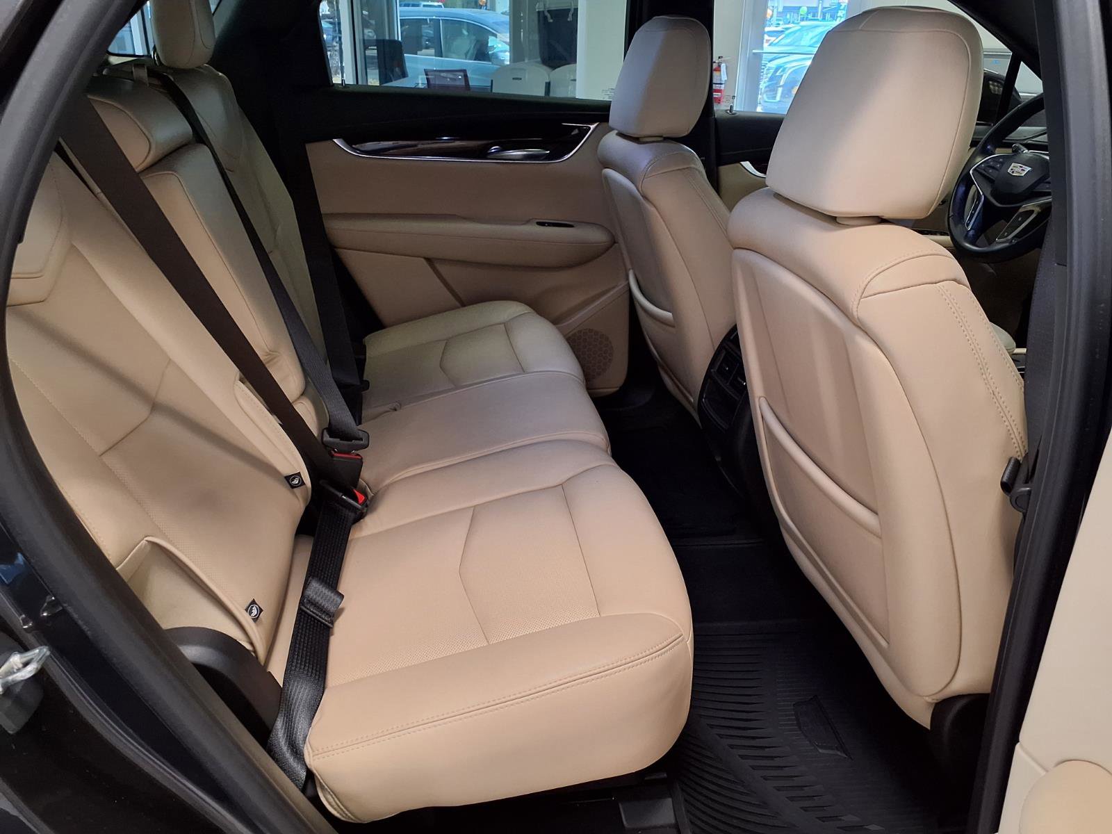 Used 2019 Cadillac XT5 Luxury FWD image 14
