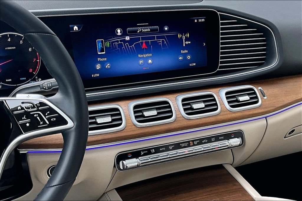 Certified 2025 Mercedes-Benz GLE 350 4MATIC image 6