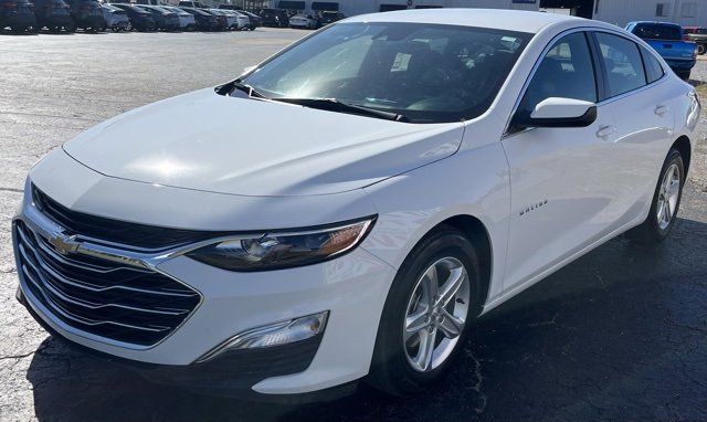 Used 2024 Chevrolet Malibu LS w/ Driver Confidence Package image 4