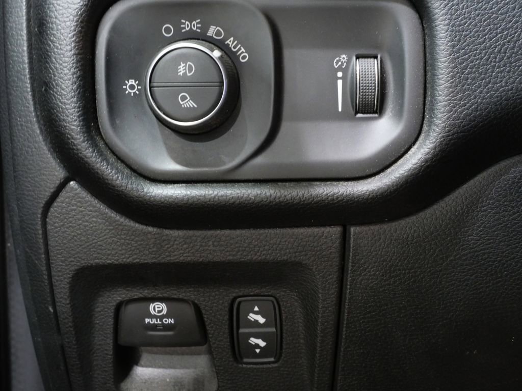 Used 2022 RAM 1500 Big Horn image 13