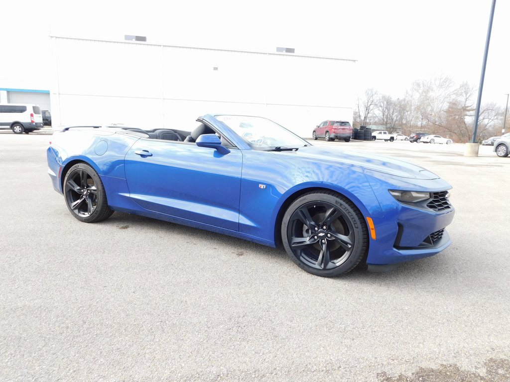Used 2019 Chevrolet Camaro LT w/ Technology Package image 12