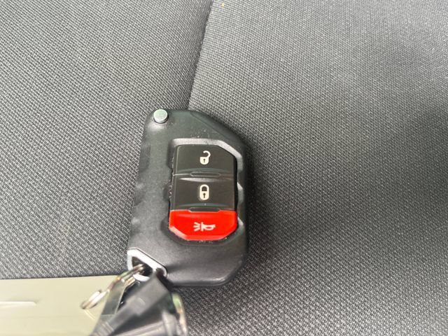 Used 2019 Jeep Wrangler Unlimited Sahara AWD/4WD image 22
