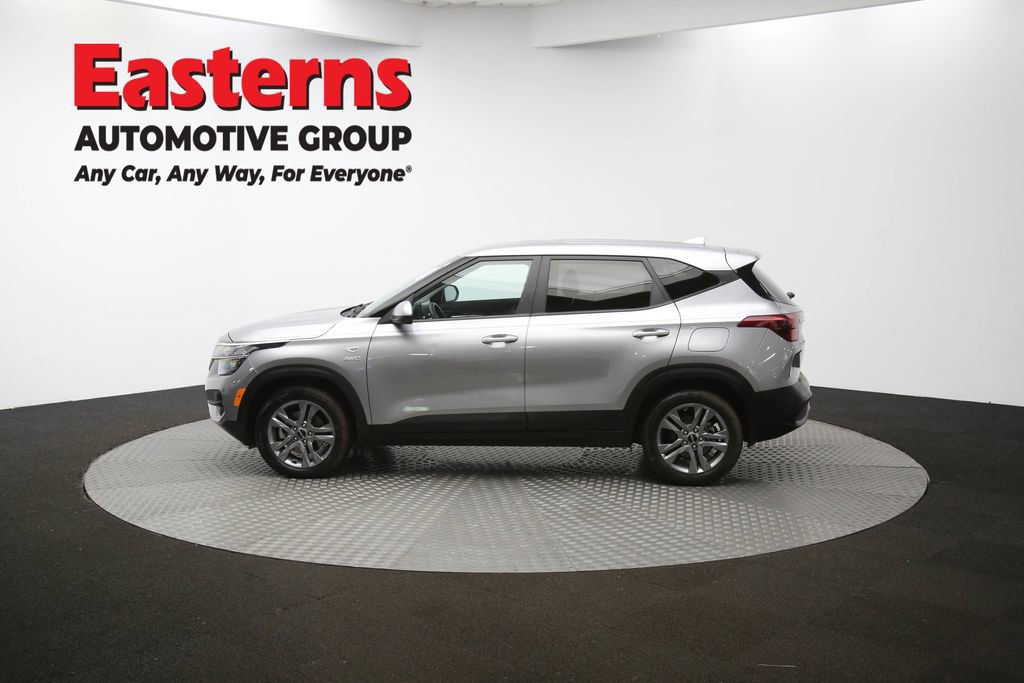 Used 2023 Kia Seltos LX image 76