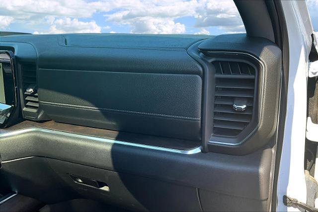 Used 2023 GMC Sierra 1500 SLT w/ SLT Premium Package image 27