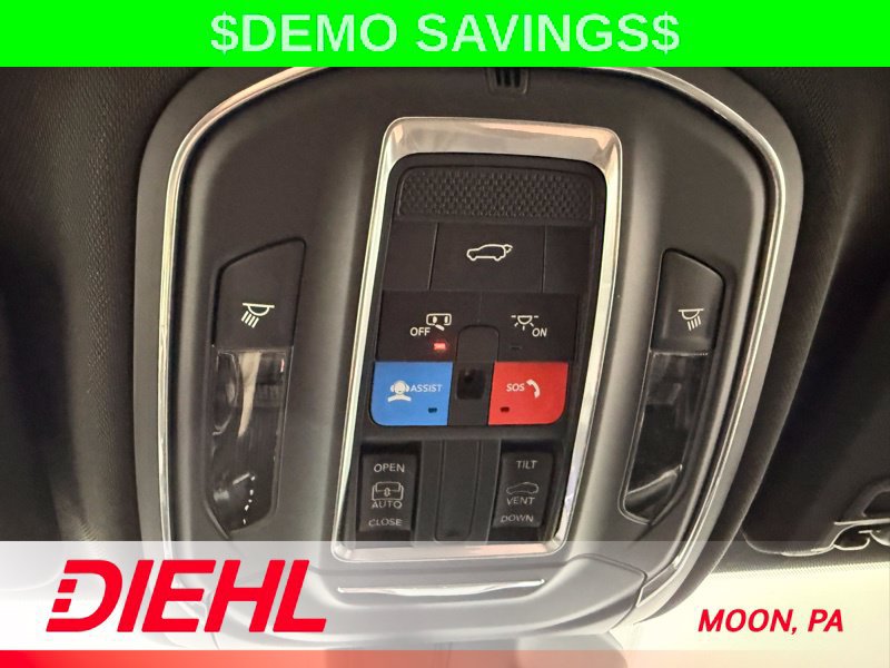 New 2026 Jeep Grand Cherokee Altitude AWD/4WD image 32