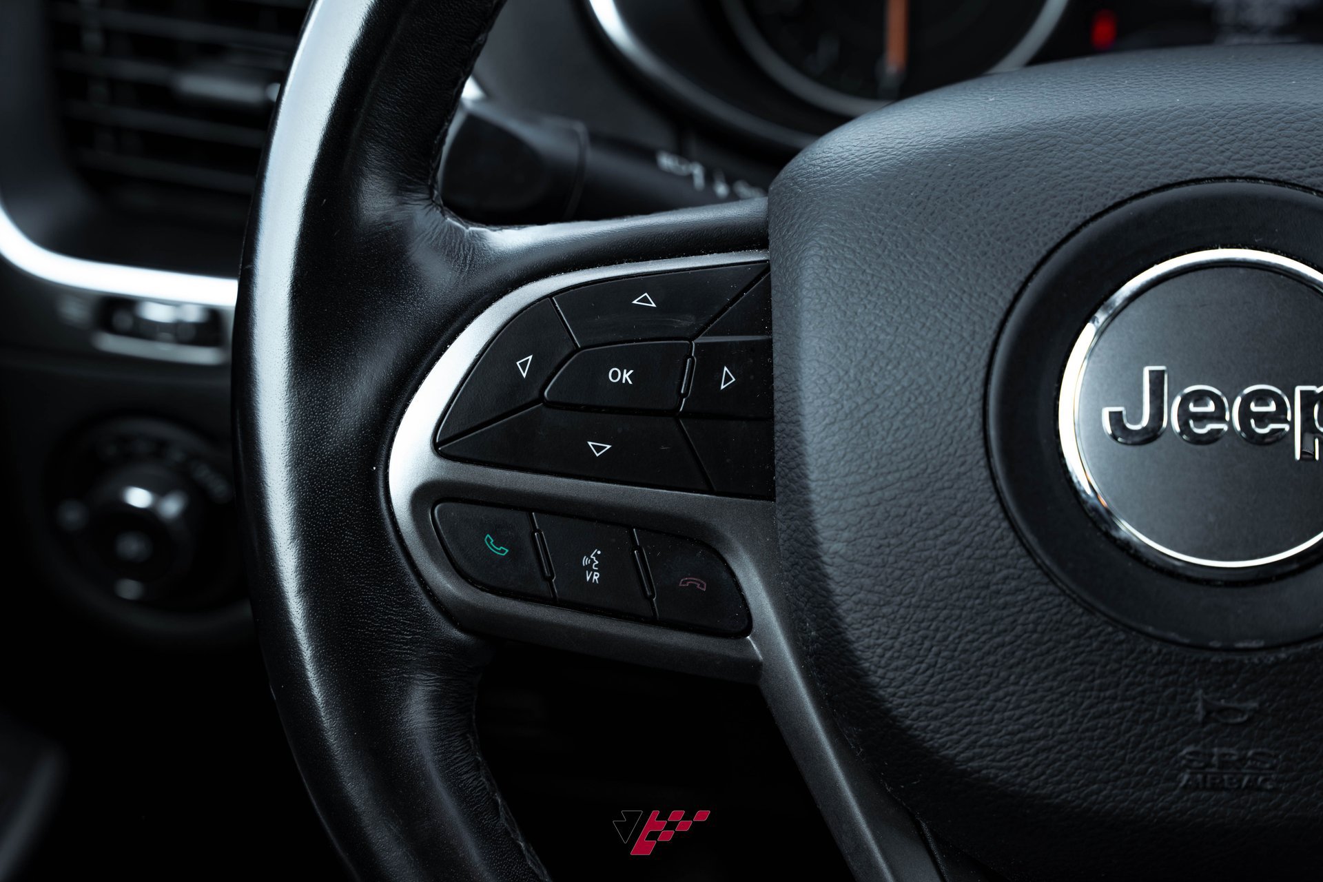 Used 2021 Jeep Cherokee Latitude Lux w/ Comfort/Convenience Group image 31